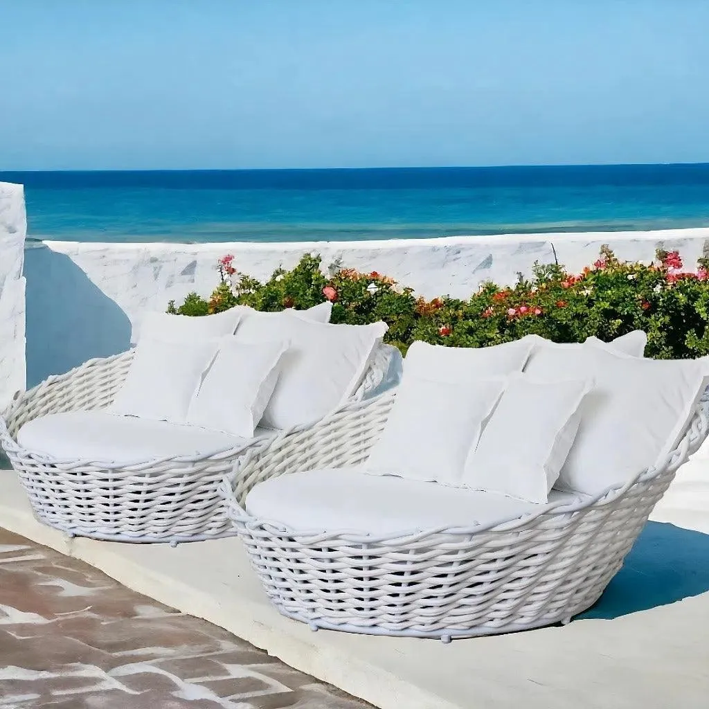 Coastal Nest Rattan Round Outdoor Daybed Lounger